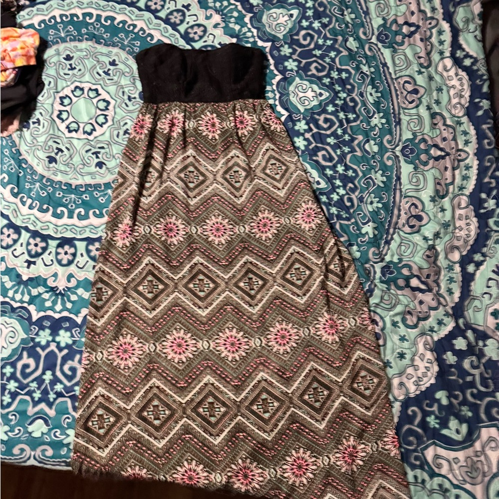 Strapless Geometric Maxi Dress